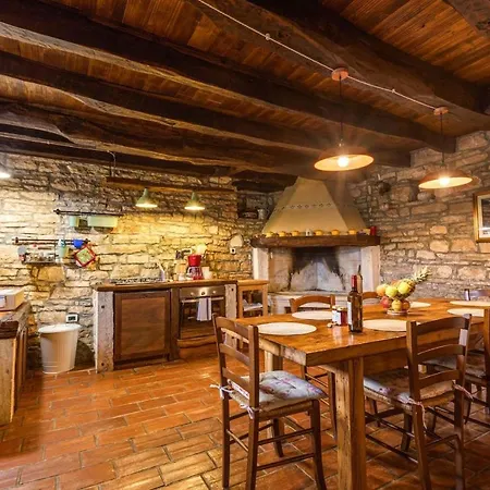 Rustic Casa Mazuli With Pool In Villa