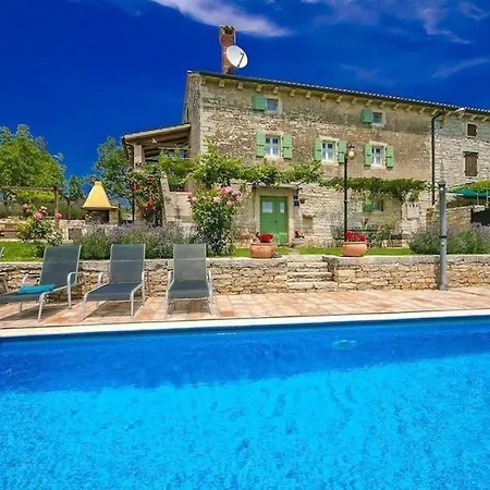 Villa Rustic Casa Mazuli With Pool In *