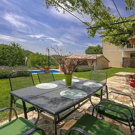 Rustic Casa Mazuli With Pool In Villa Grožnjan