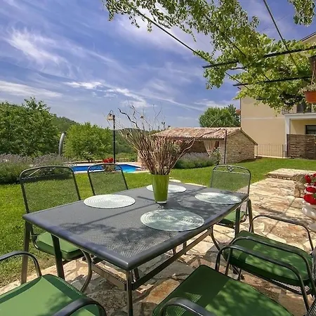 Rustic Casa Mazuli With Pool In Villa Grožnjan