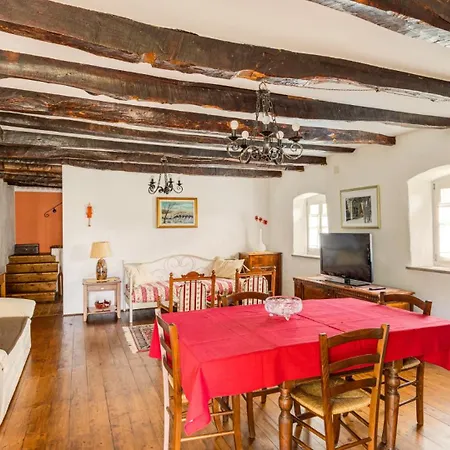 Rustic Casa Mazuli With Pool In Villa *