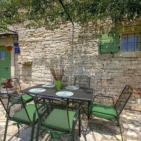 Rustic Casa Mazuli With Pool In Villa Groznjan