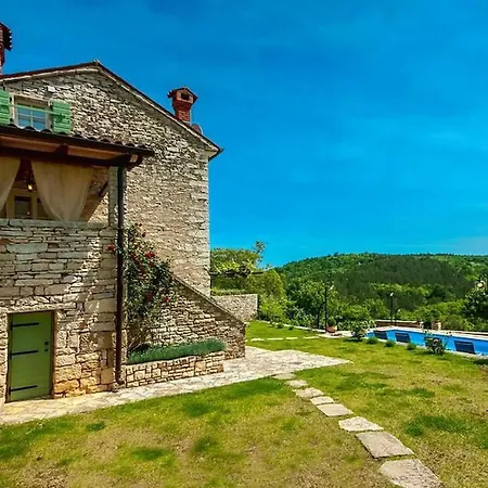 Rustic Casa Mazuli With Pool In Groznjan