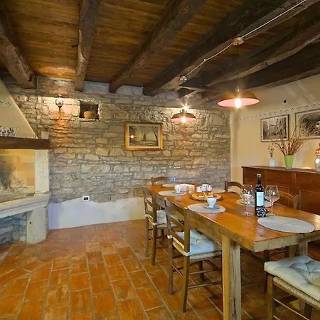 Rustic Casa Mazuli With Pool In