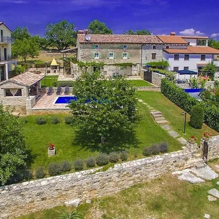 别墅 Rustic Casa Mazuli With Pool In Grožnjan