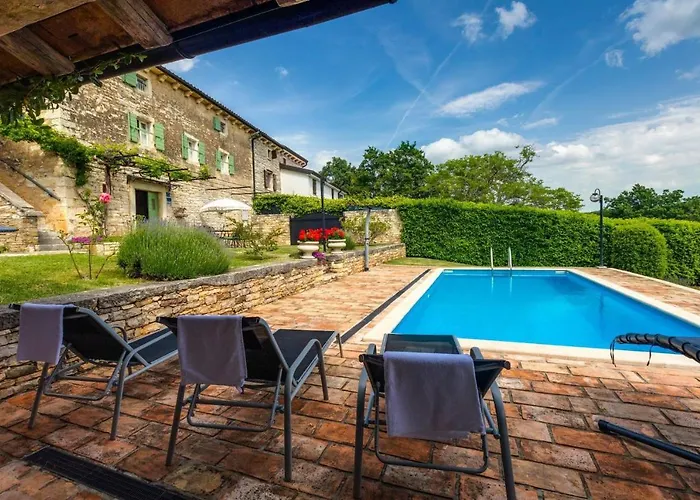 빌라 Rustic Casa Mazuli With Pool In