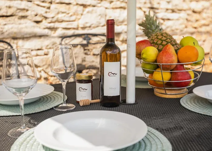 Rustic Casa Mazuli With Pool In